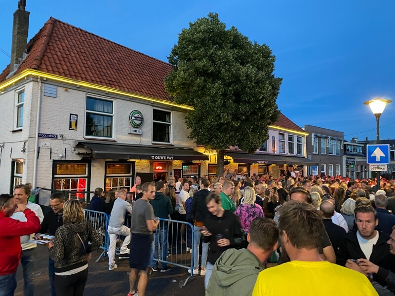 Muziekterras Café 't Ouwe Vat - Sneekweek - cafe-ouwe-vat-sneekweek